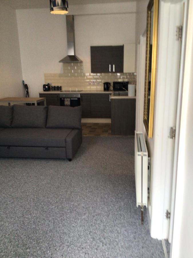 96 High Street Apartment Райд Екстериор снимка